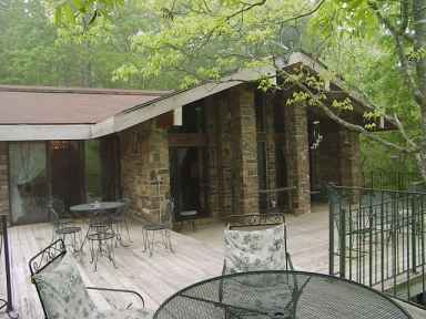 The Deck At Azalea Falls Lodge